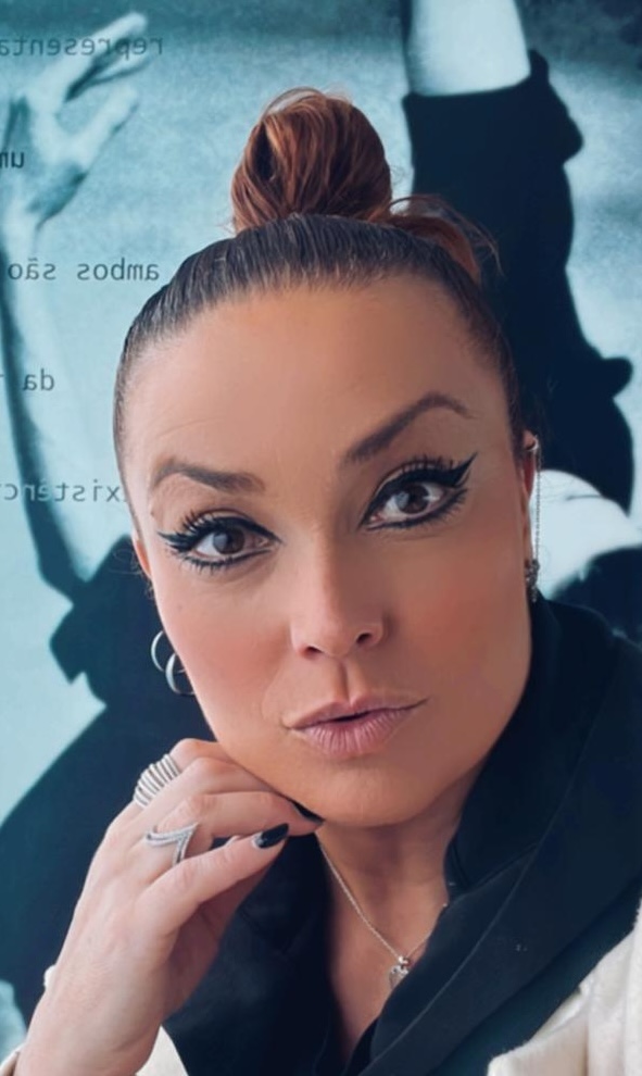 Joana Rios — Direção Técnica e Artística